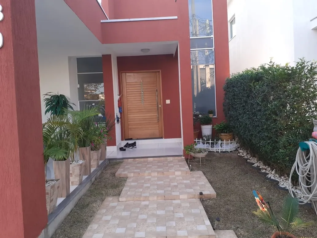 Imagem Casa à venda 3 Quartos, 1 Suite, 4 Vagas, 250M², Campos do Conde, Tremembé - SP | Campos do Conde Louvre