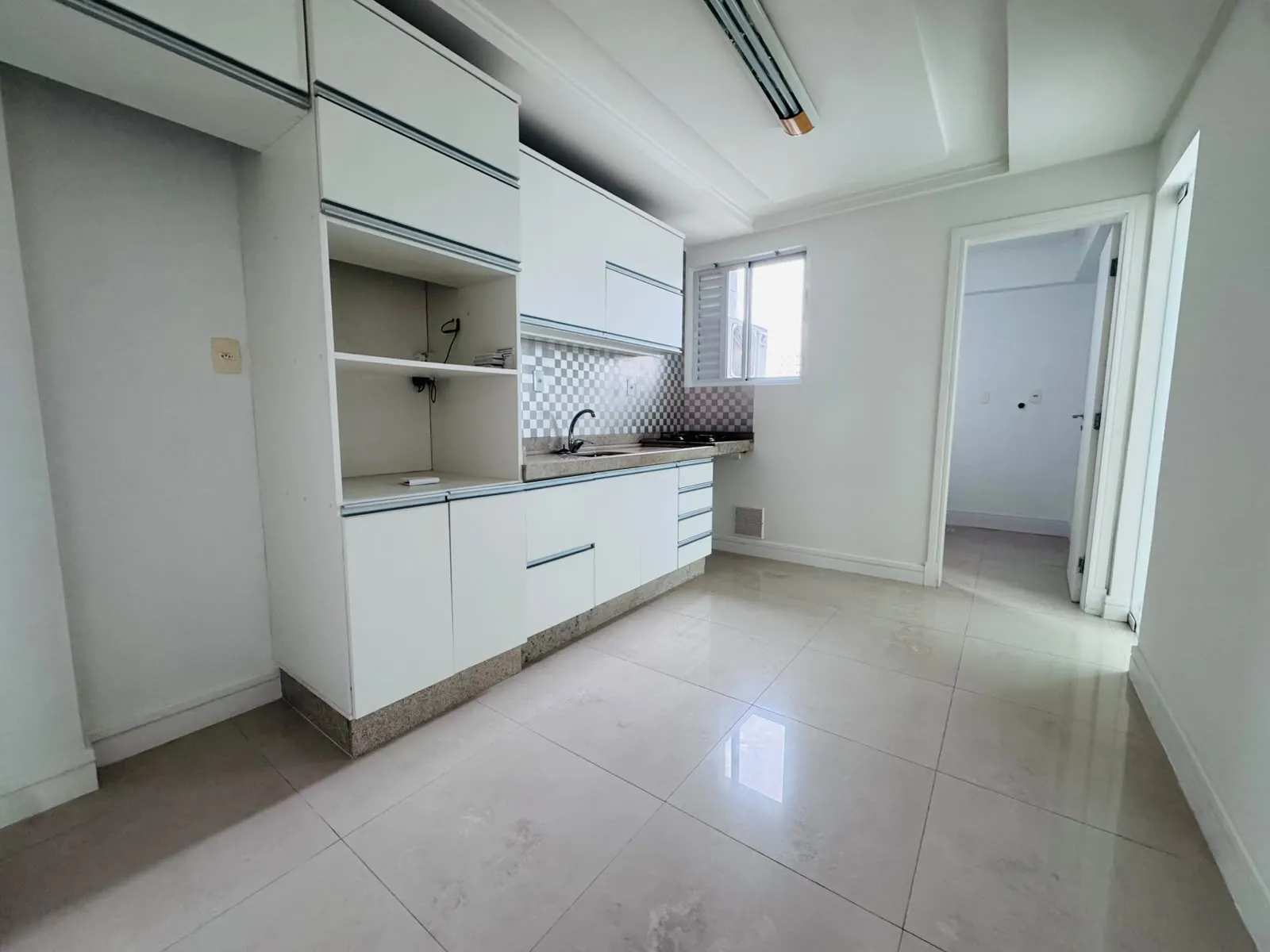 Imagem Apartamento com vista para o mar à venda com 122m2 por R$ 2.300.000,00