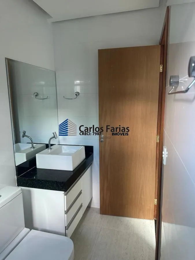 Imagem Casa em Condomínio para Venda em Brasília, Setor Habitacional Tororó (Jardim Botânico), 3 dormitórios, 1 suíte, 3 banheiros, 4 vagas