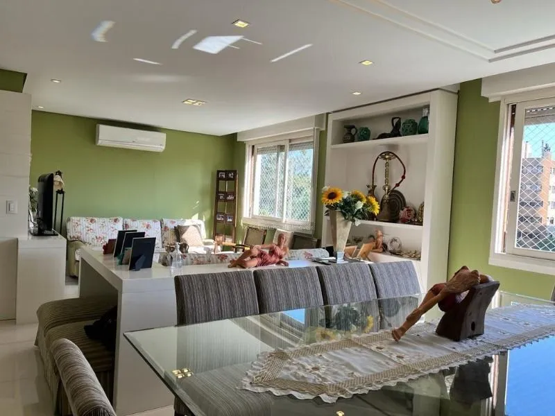 Imagem excelente apto na carlos gomes, jto anita.... Apartamento para Venda - 125m², 3 dormitórios, sendo 1 suites, 2 vagas - Auxiliadora