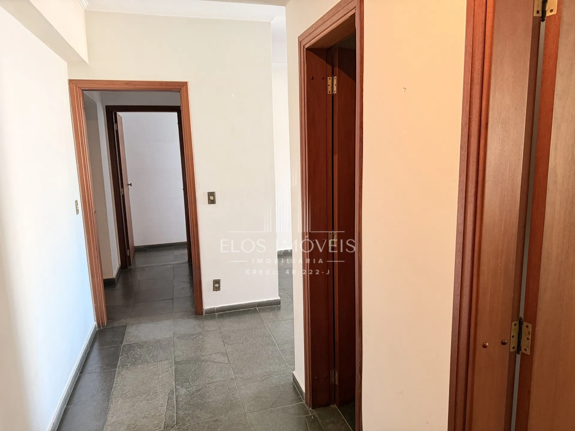 Imagem Apartamento de 5 quartos, 293m² no bairro Centro, em Limeira