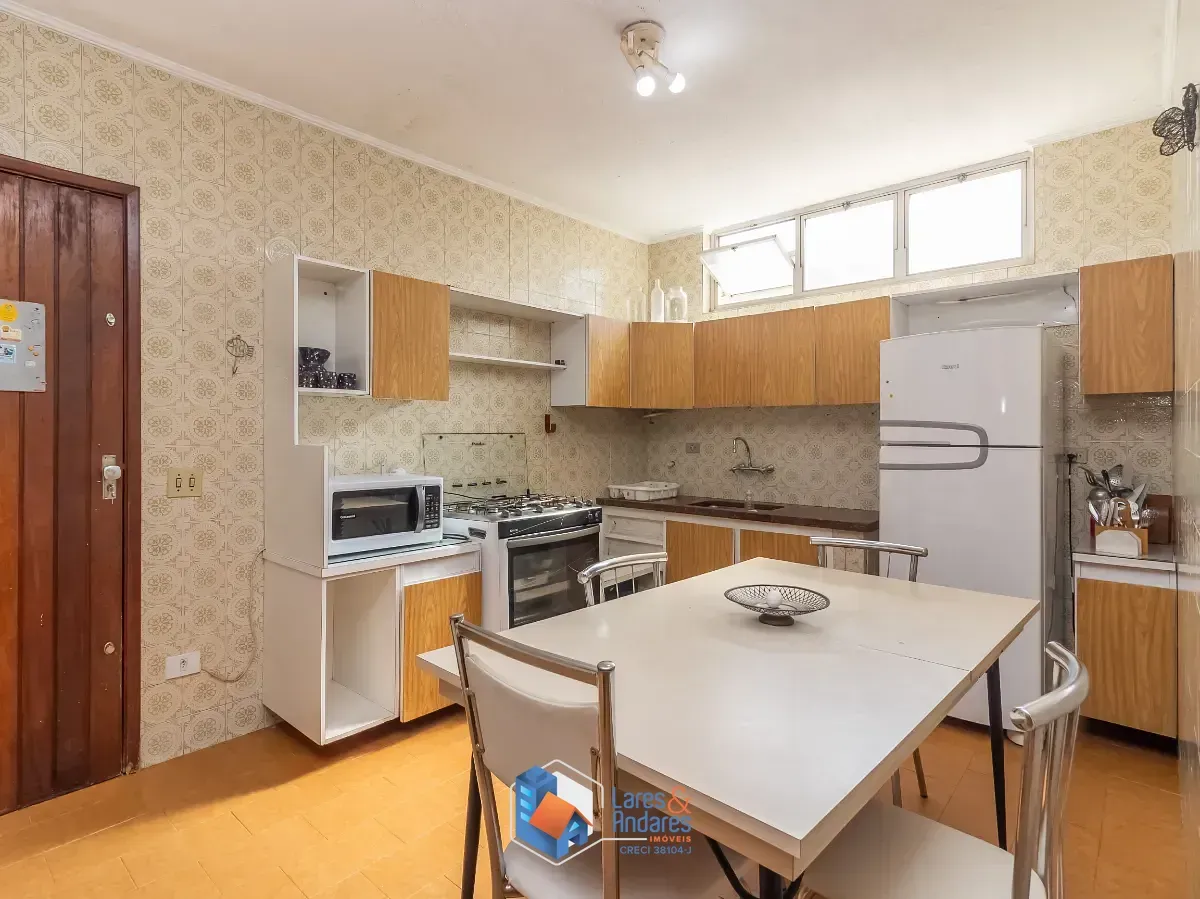 Imagem Sobrado para venda em Vila Madalena com 3 quartos, sendo 1 suíte, 293m²