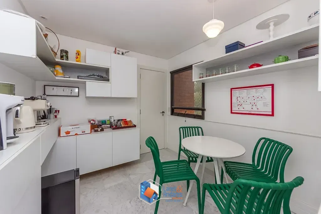 Imagem Apartamento à venda 4 Quartos 4 Suites 3 Vagas 198M² Vila Andrade São Paulo - SP