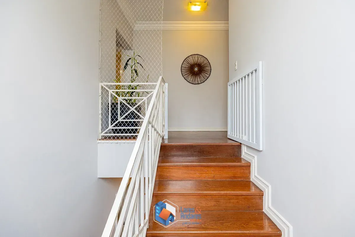 Imagem Casa no condomínio CONDOMINIO SAINT GERMAIN para venda com 4 quartos, sendo 4 suítes, 247m²