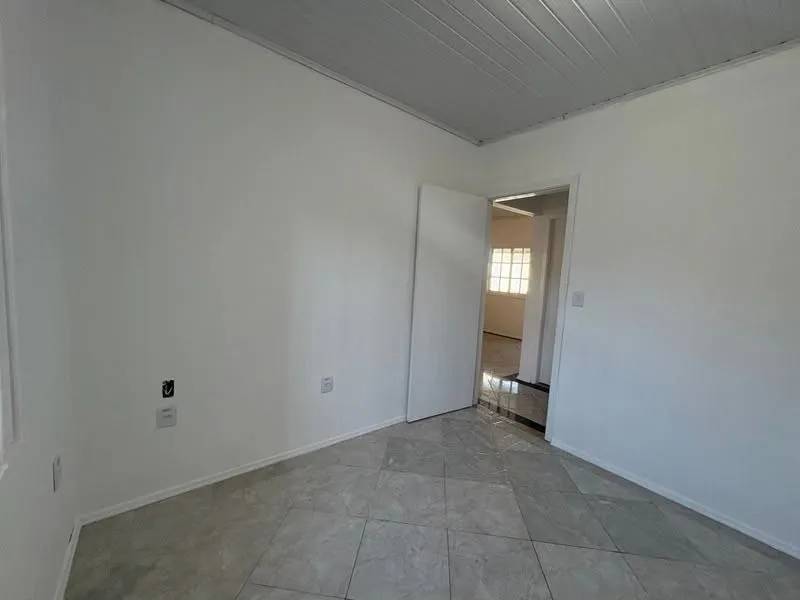 Imagem Casa a venda com 2 quartos no bairro Mont Serrat