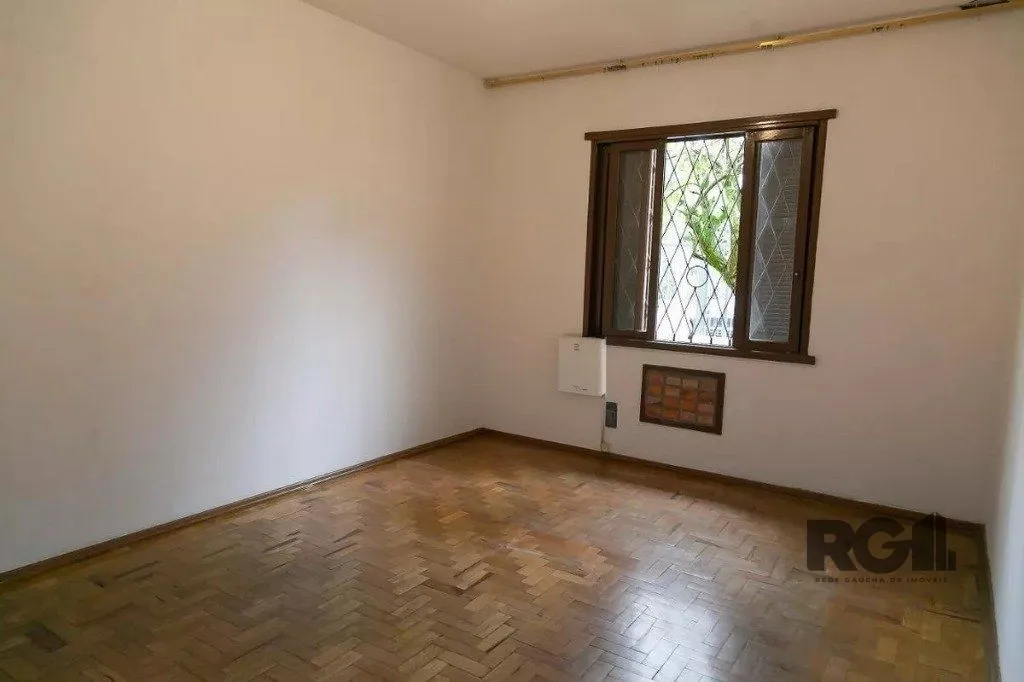 Imagem Casa para Venda - 150m², 3 dormitórios, 2 vagas - Teresópolis