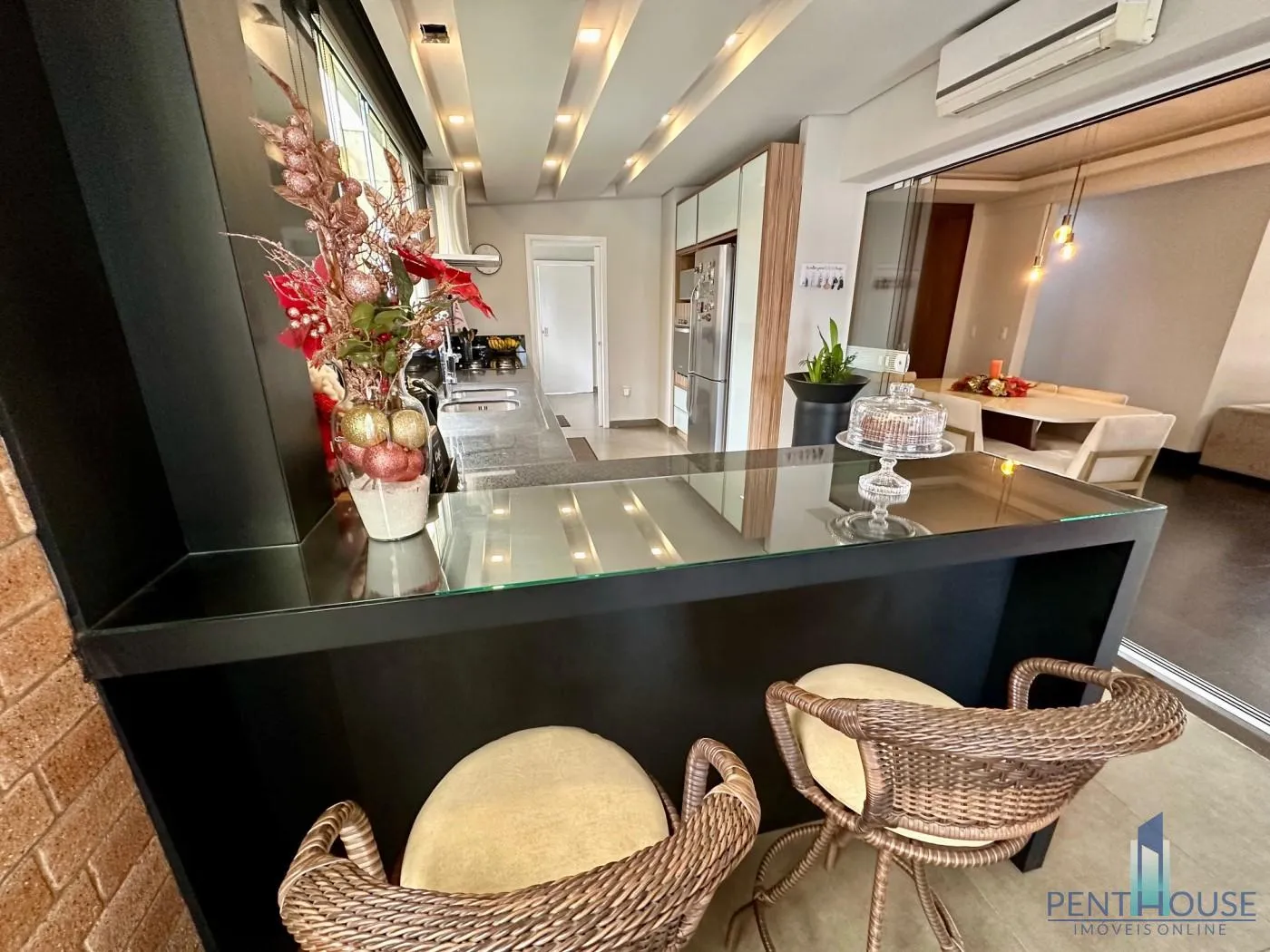Imagem Apartamento com Terraço para Venda em Balneário Camboriú, CENTRO, 3 dormitórios, 1 suíte, 2 banheiros, 1 vaga