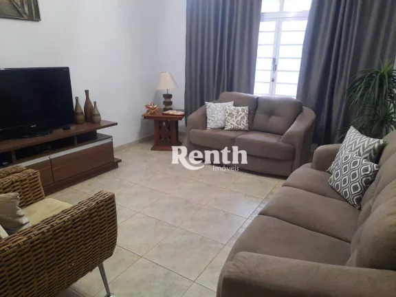 Imagem Casa com 3 dormitórios à venda, 177 m² por R$ 470.000,00 - Santa Cruz - Rio Claro/SP
