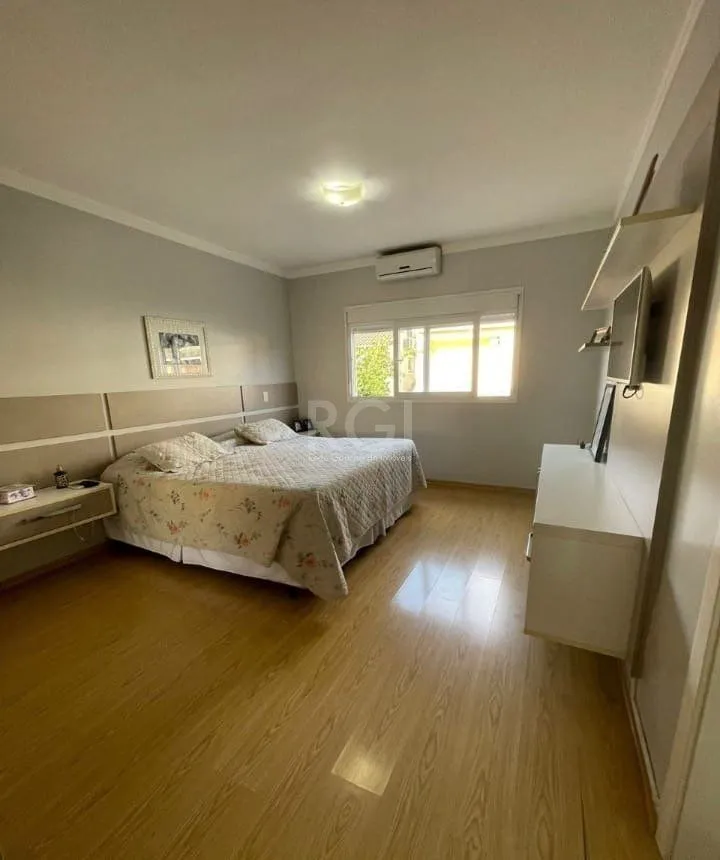 Imagem Casa Condominio para Venda - 144m², 3 dormitórios, sendo 3 suites, 4 vagas