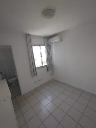 Imagem Apartamento com 3 Quartos para Alugar, 76 m² em Barra da Tijuca - Rio de Janeiro