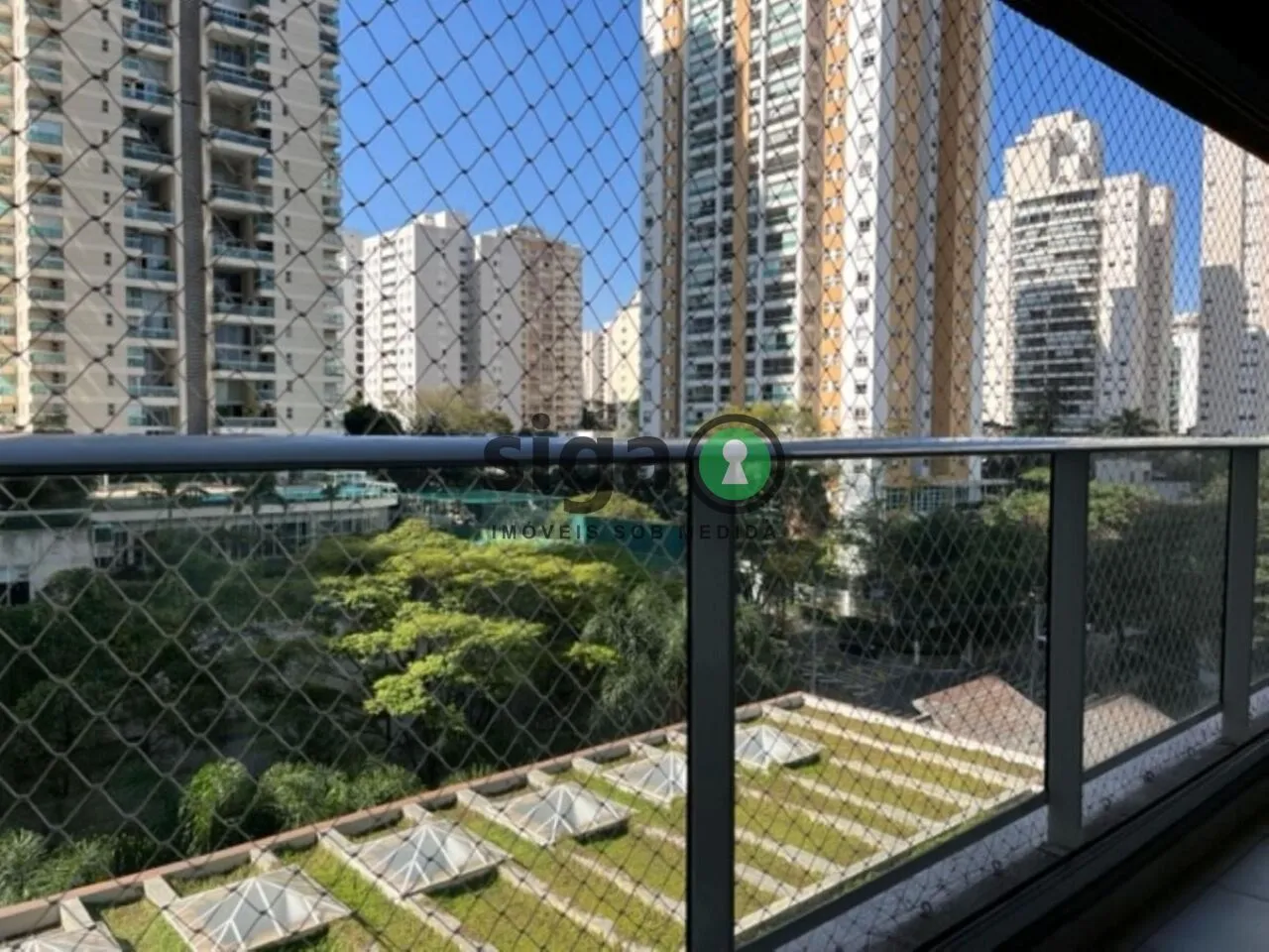 Imagem Apartamento de 49m² mobiliado, 1 dormitórios e 1 vagas - Campo Belo - São Paulo/SP