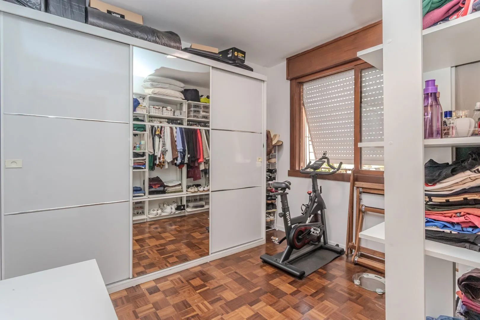 Imagem Apartamento de 3 dormitórios e vaga no bairro Petrópolis