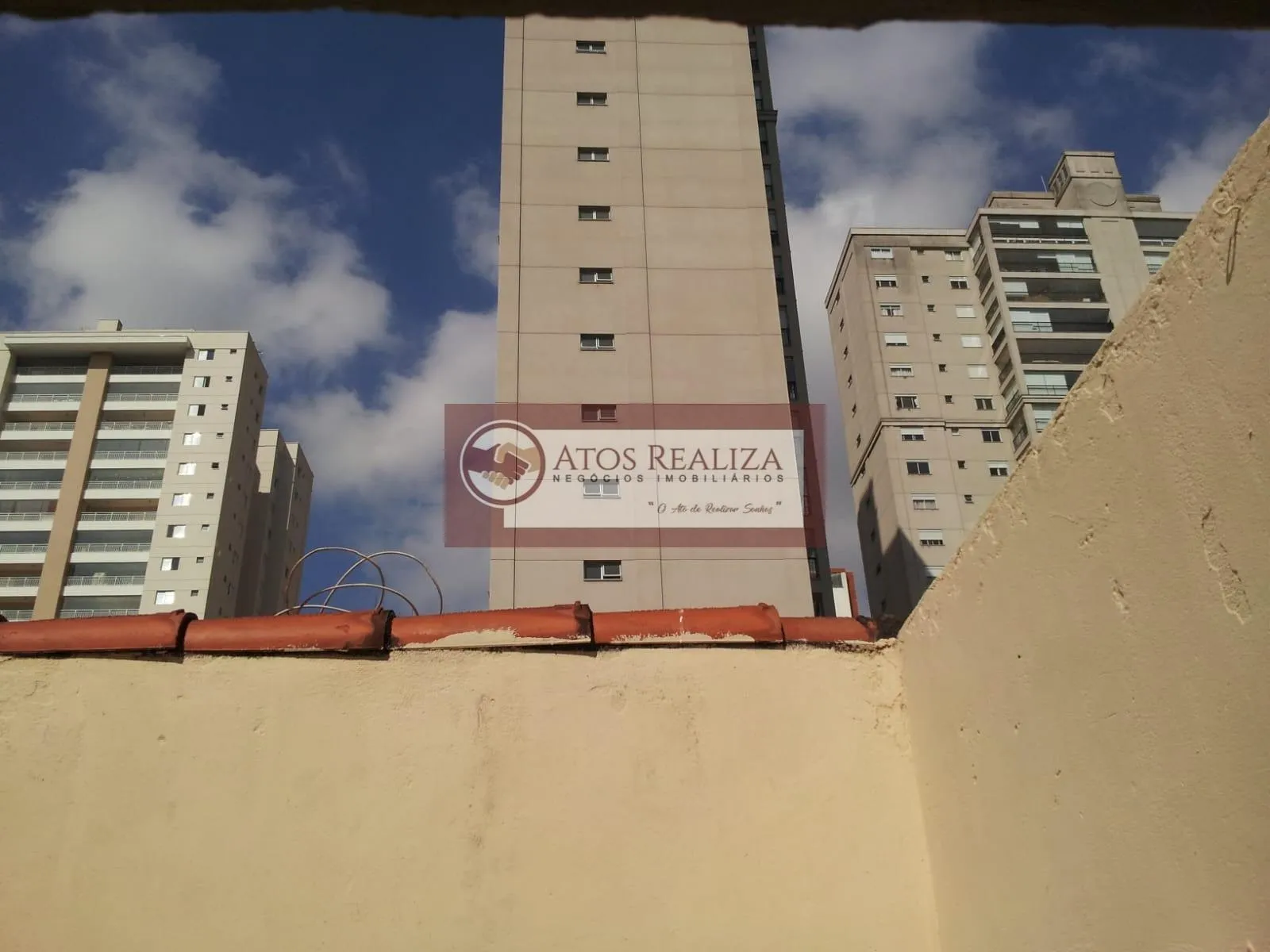 Imagem Grande oportunidade de LOCAÇÃO residêncial ou comercial na vila Mascote. Casa de 120m², com 3 Dormitorios, sala Cozinha, 2 banheiros, quintal, Àres de serviço, 2 Banheiros, 1 vaga de garagem. Valor da locação. R$ 4.500 confira.