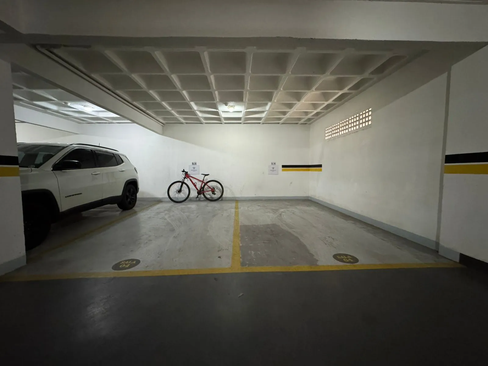 Imagem Sala Comercial à venda com 127m2 por R$ 1.400.000,00
