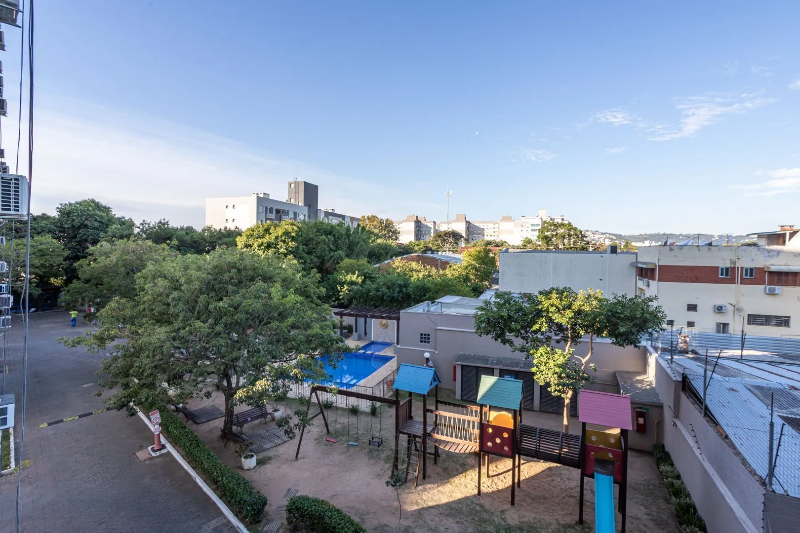 Imagem Apartamento no Cristal de 3 dormitórios , 2 vagas e infra