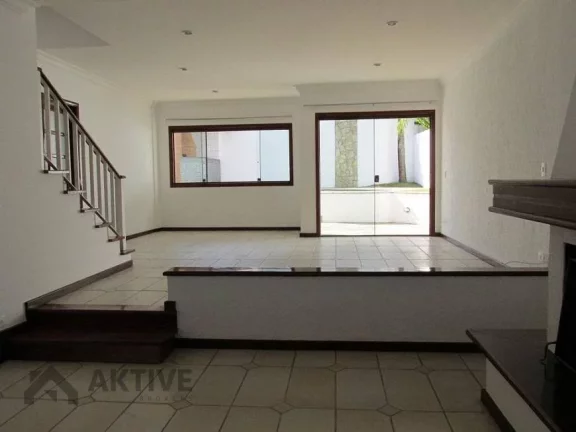 Imagem Casa de Condomínio em Alphaville - Santana de Parnaíba, SP