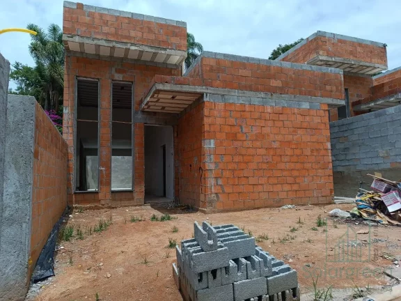 Imagem Casas à Venda com 3 Quartos e 1 Banheiro, Com 100 m² Por 800.000,00