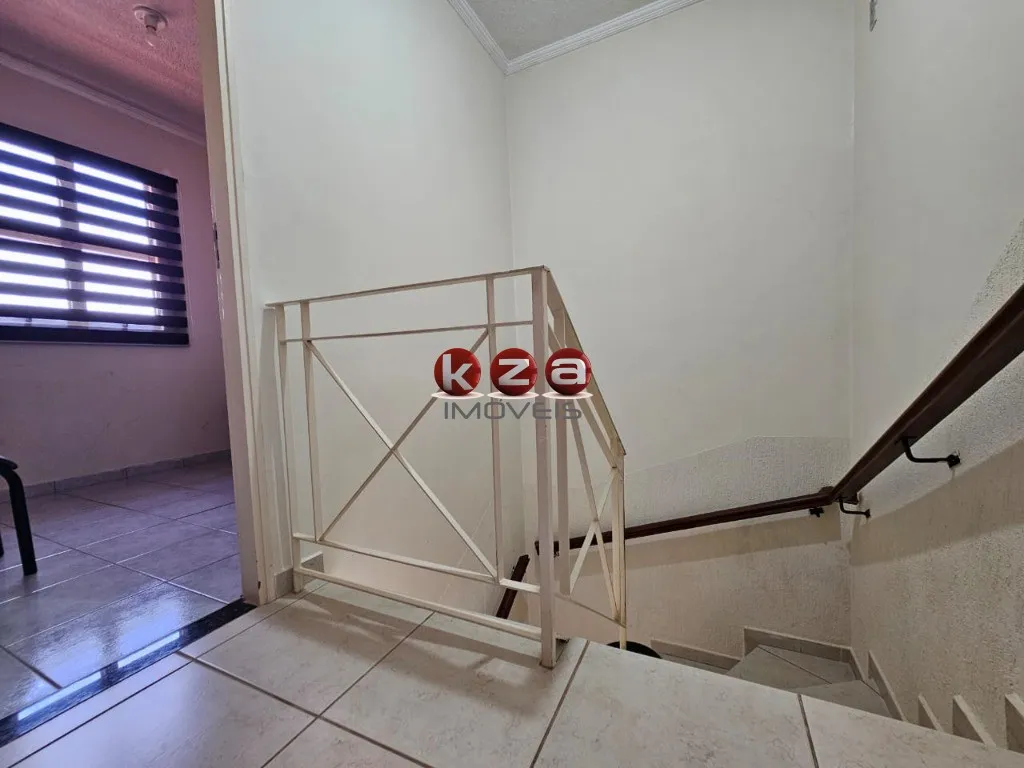 Imagem Casa em Condomínio de Luxo à Venda em Sumaré-SP, Parque Villa Flores: 3 Quartos, 2 Banheiros, 1 Vaga, 68,98m²!