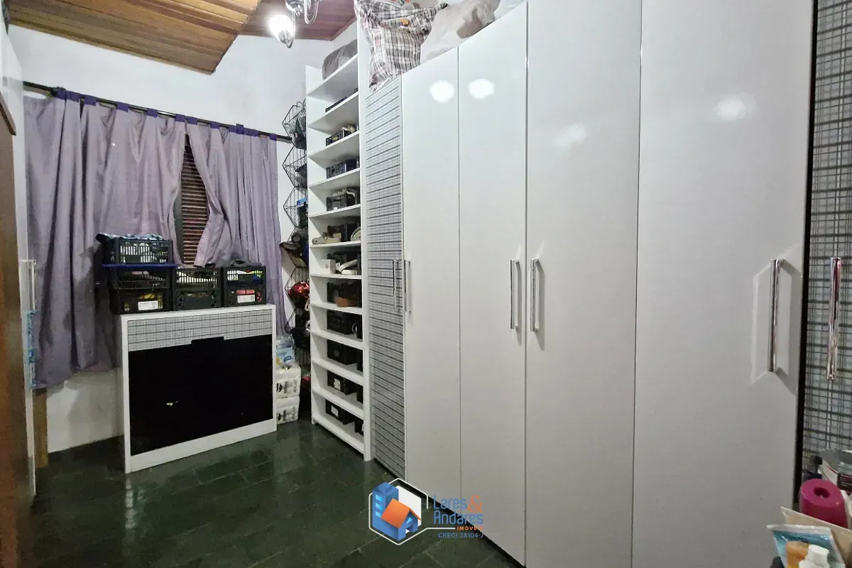 Imagem Casa para venda em Vila Prado com 5 quartos, sendo 2 suítes, 203m²