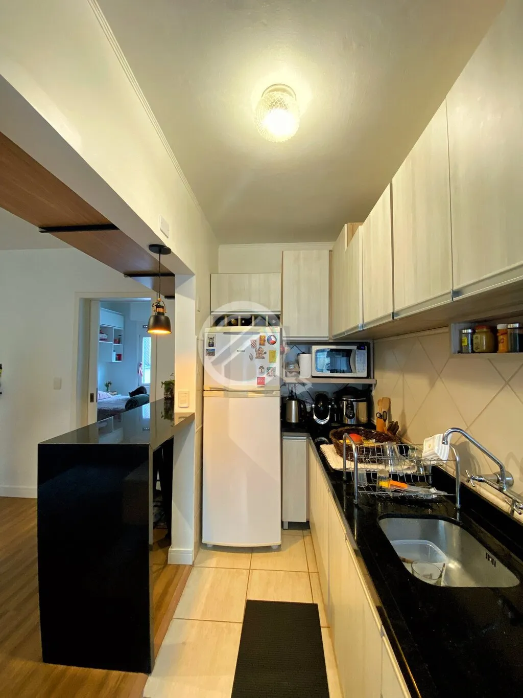 Imagem Apartamento pronto para morar no bairro Cidade Baixa, em Porto Alegre! Imóvel de 1 dormitório, com...