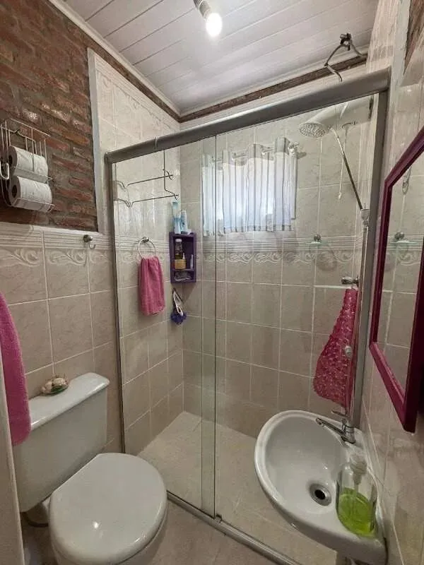 Imagem Residência de Luxo no Cantegril com 4 Dormitórios, 2 Suítes, Piscina e Espaço Gourmet Exclusivo