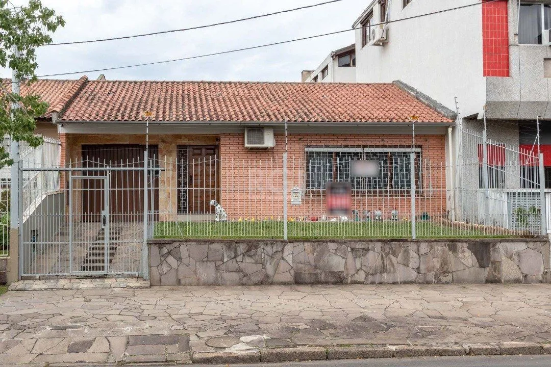 Imagem Casa para Venda - 160m², 3 dormitórios, sendo 2 suites, 3 vagas - Cristal