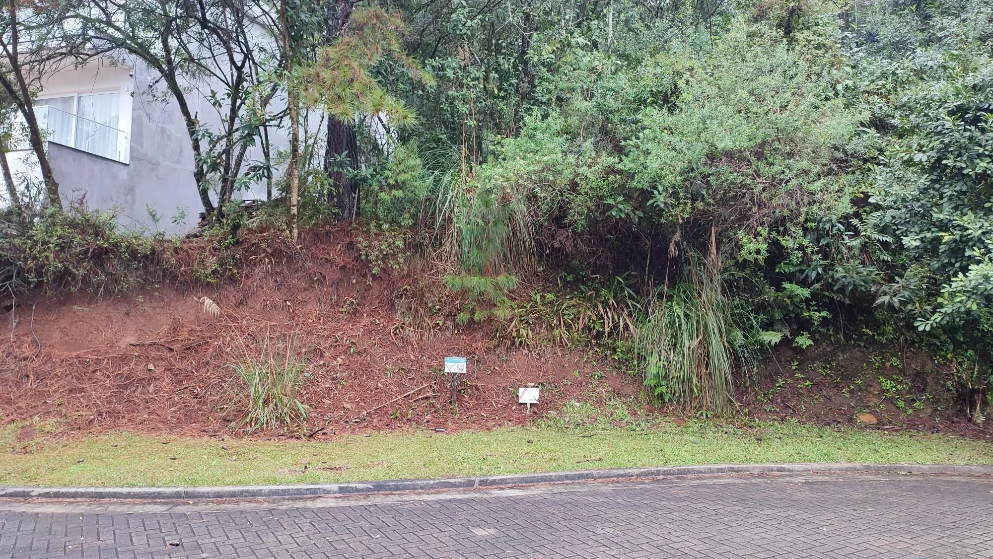 Imagem Terreno em Pórtico