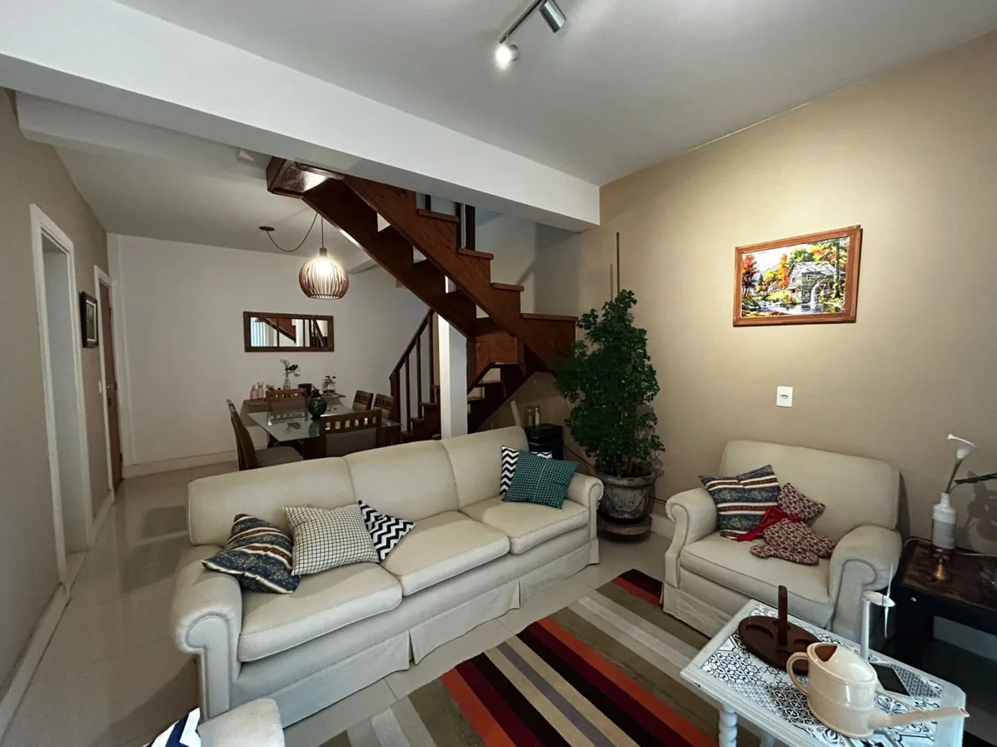 Imagem Cobertura Duplex para Venda em Petrópolis / RJ no bairro Vila Militar