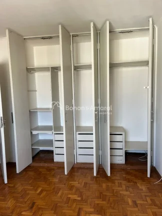 Imagem Localizado no bairro Centro, este apartamento oferece 120 m² de conforto e praticidade, com 2 quart...