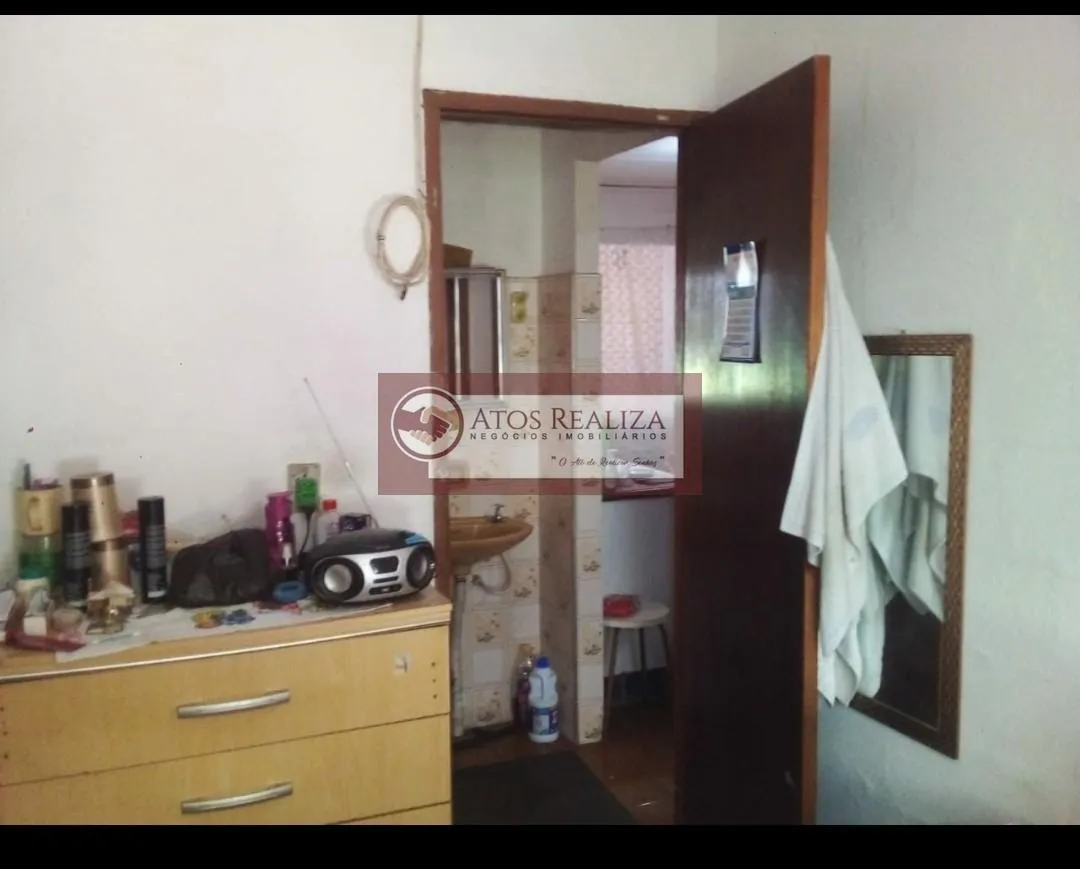 Imagem EXCLUSIVO: vendo super Oportunidade na região do Grajau. Vendo Casa com 150m2, Sendo 3 Dormitórios, Sala, Copa e Cozinha, Área de Sevicio, Banheiro, 2 vagas de Garagens, valor de Oportunidade R$. 320k, Confira!!