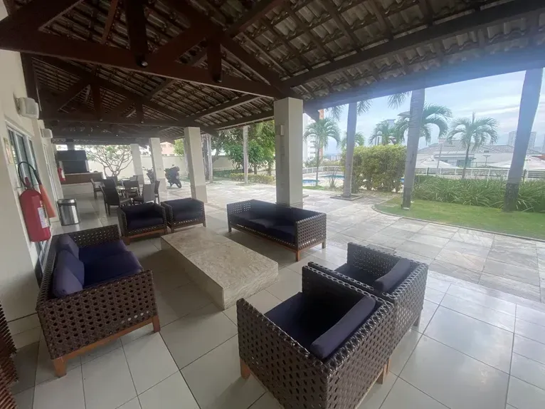 Imagem Casa de Condomínio com 4 Quartos à Venda, 400 m² em De Lourdes - Fortaleza