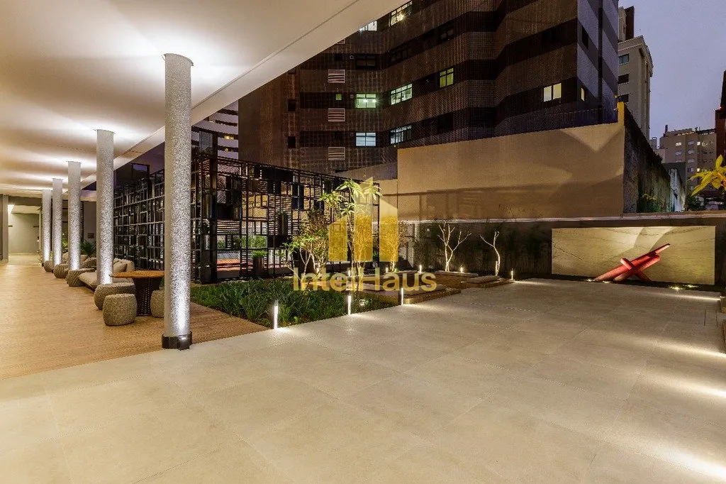 Imagem Um projeto de apartamento alto padrão em Curitiba para você despertar novas formas de sentir, ouvi...