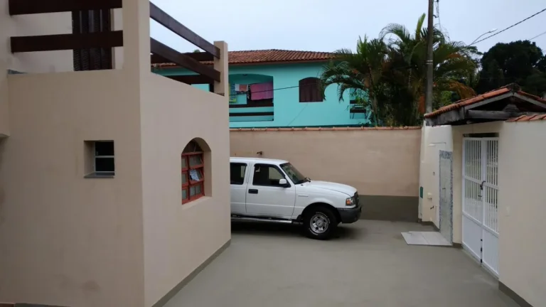 Imagem Casa para Venda em Itanhaém, Parque Augustus, 4 dormitórios, 2 suítes, 2 banheiros, 6 vagas