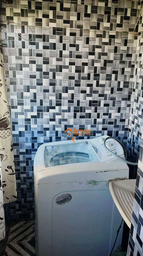 Imagem Apartamento com 2 dormitórios à venda, 42 m² por R$ 150.000,00 - Pimentas - Guarulhos/SP