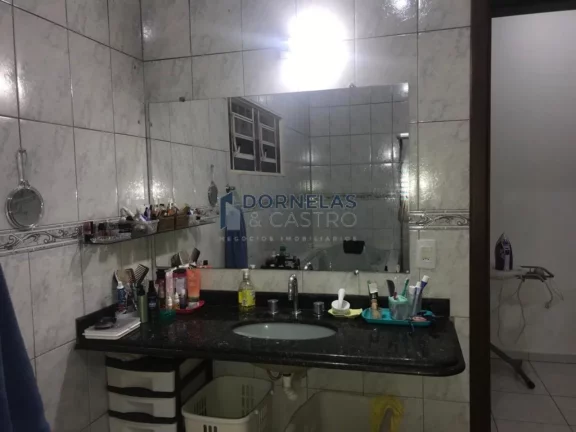 Imagem CASA NA LAJE 3 SUÍTES COND. FECHADO NO JOCKEY RUA 01 VICENTE PIRES TERRENO DE 875M²