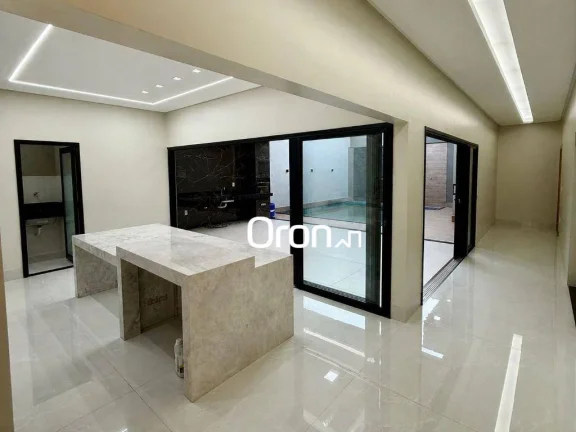 Imagem Casa à venda, 218 m² por R$ 1.360.000,00 - Residencial Itália - Goiânia/GO