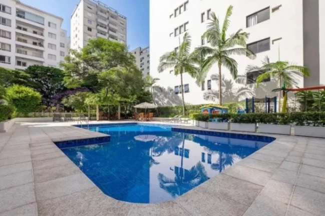 Imagem EDIFÍCIO COLUMBIA - Apto de 280m² (Unidade de Revenda), com localização estratégica em Moema!