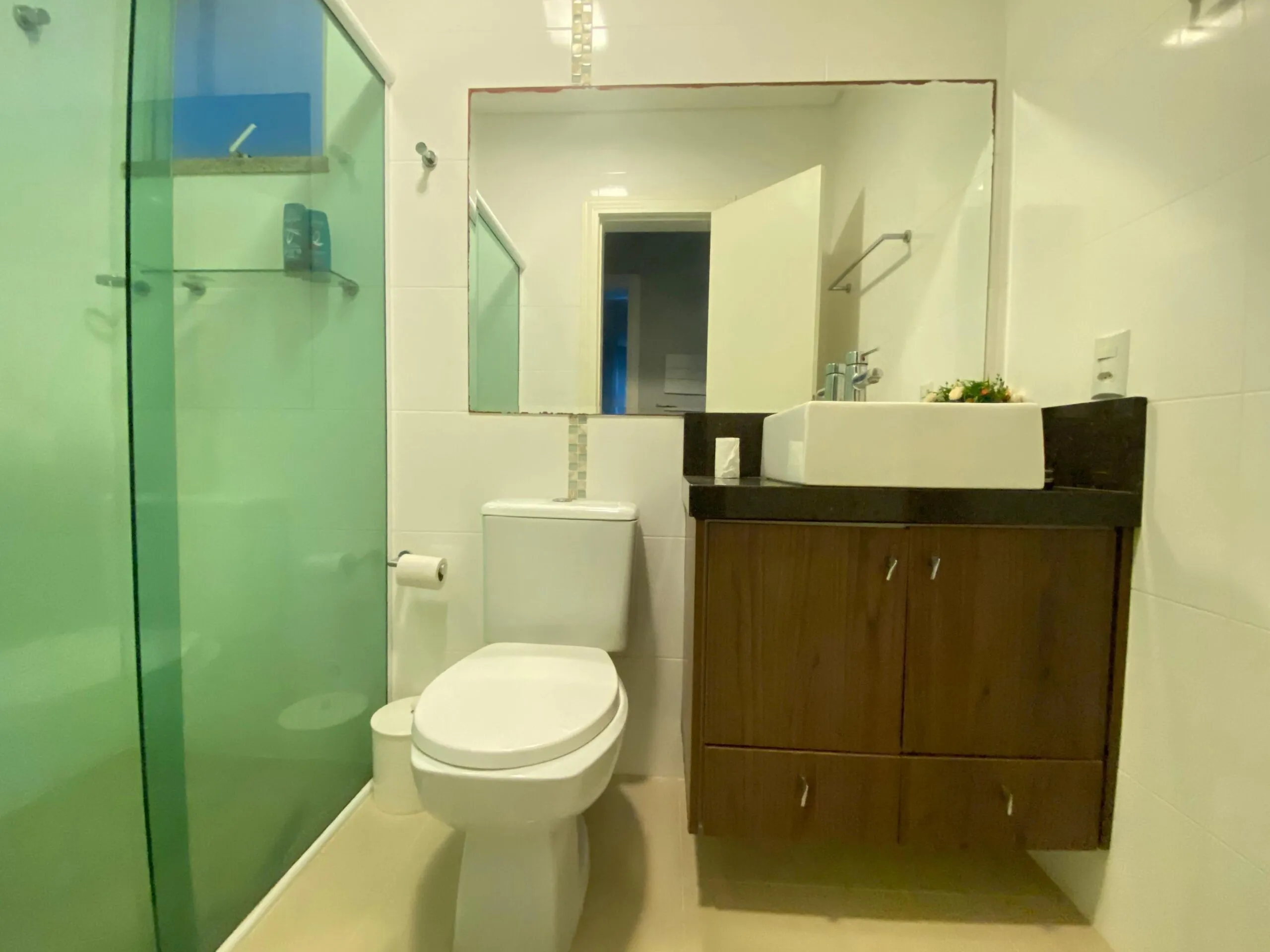 Imagem Apartamento com vista para o mar à venda com 138m2 por R$ 1.800.000,00