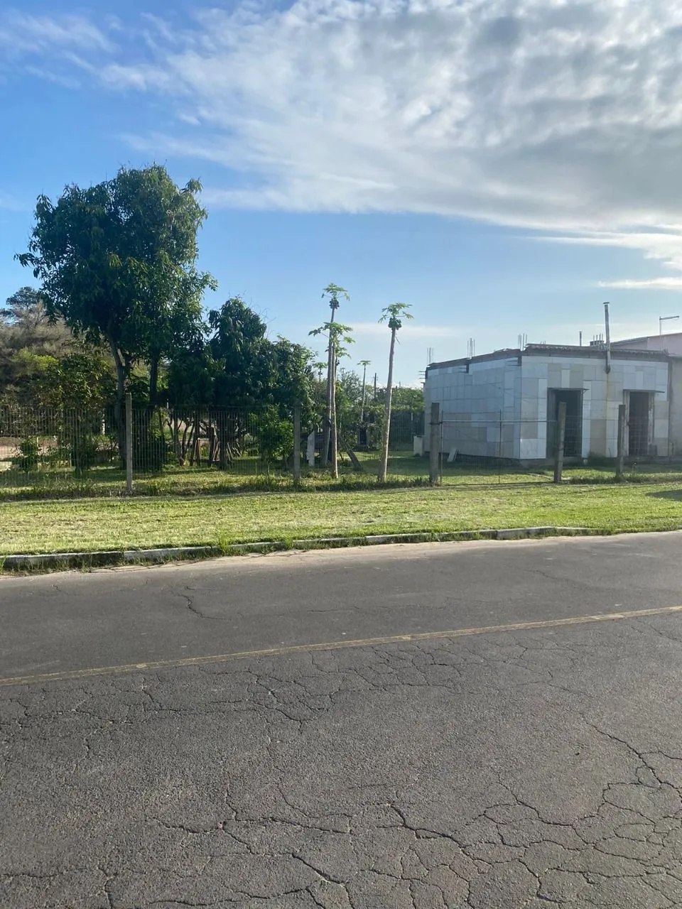 Imagem Terreno de Esquina