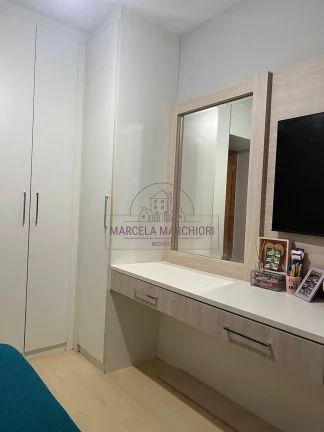 Imagem Apartamento de 3/4 com suíte e Closet, varanda com cortina de vidro