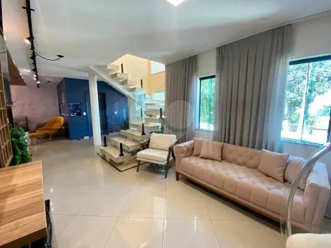 Imagem VENDA DE SOBRADO NO JARDIM VIRGINIA BIANCA, EM SÃO PAULO/SP, 293m² com 3 suítes, sala com lareira, churrasqueira, piscina e 06 vagas. CONSULTE-NOS.