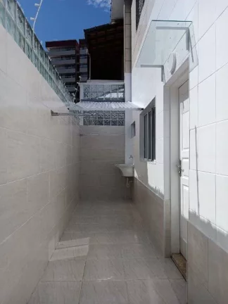 Imagem Sobrado com 3 dormitórios à venda, 110 m² por R$ 660.000 - Aviação - Praia Grande/SP