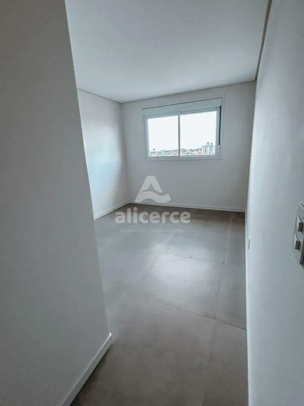 Imagem Apartamento vista mar l 2 dormitórios, 1 suíte l 73,32m² l Ipiranga - São José/SC