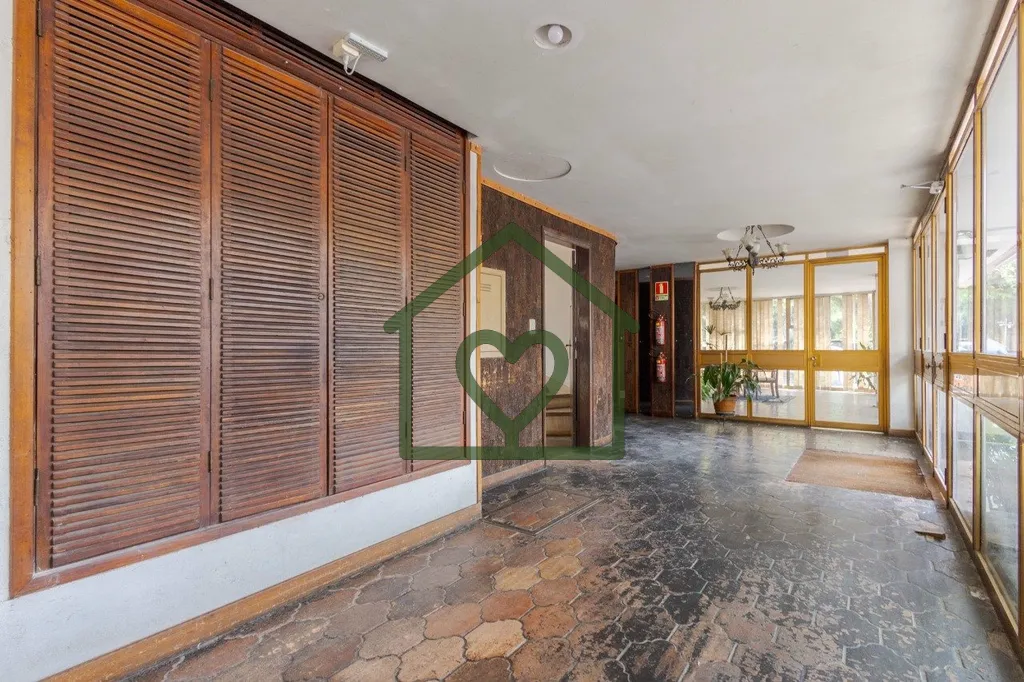 Imagem Excelente apartamento à venda em localização privilegiada, junto ao Parque da Redenção, no Bair...