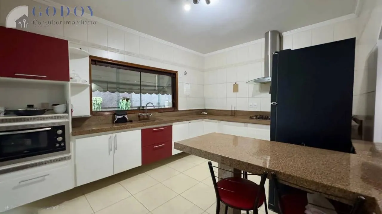 Imagem Casa à venda no Condomínio Real Ville - Pindamonhangaba/SP