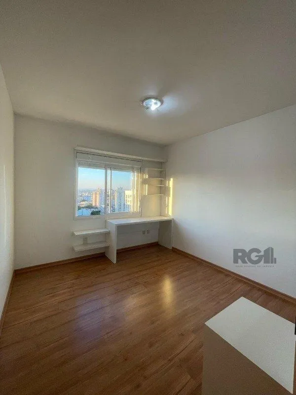 Imagem Excelente apartamento com 3 dormitórios, 2 vagas de garagem próximo ao Iguatemi