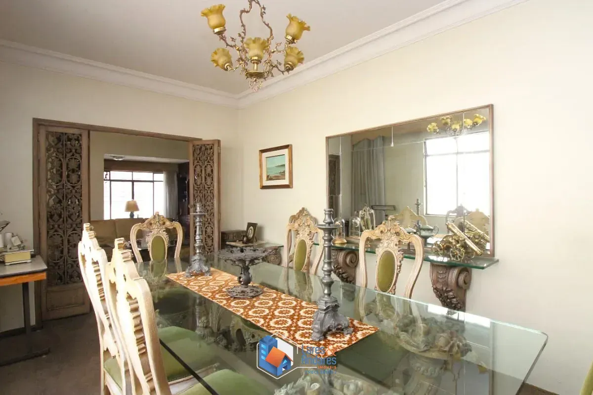 Imagem Sobrado para venda em Jardim da Glória com 4 quartos, sendo 2 suítes, 350m²