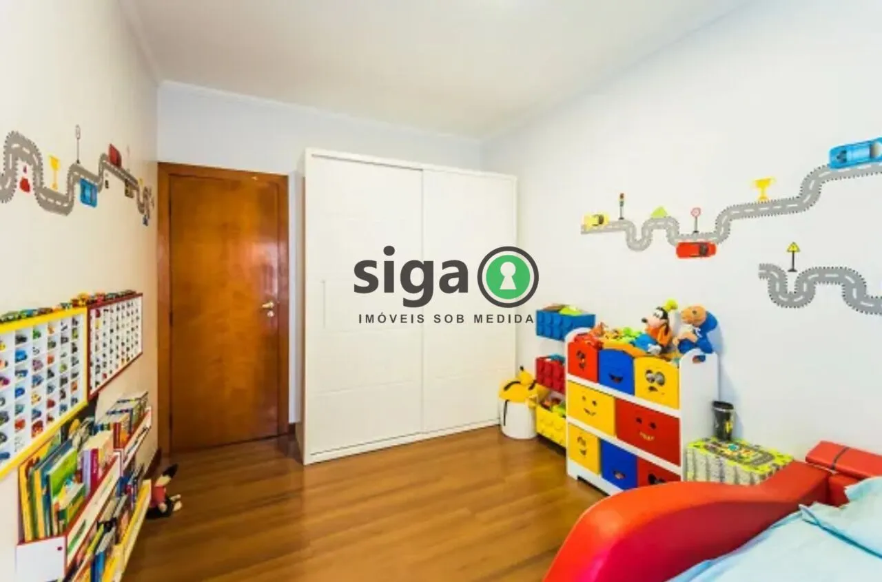 Imagem CASA DE ALTO PADRÃO COM 4 SUÍTES PARA VENDA PRÓXIMA AO METRÔ