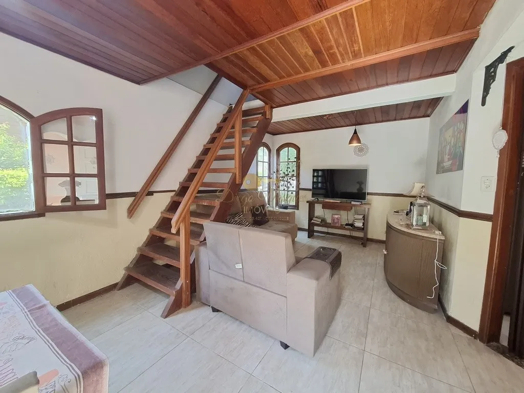 Imagem Casa em Condomínio para Venda em Teresópolis / RJ no bairro Vargem Grande