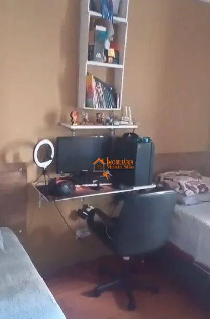 Imagem Apartamento com 2 dormitórios à venda, 49 m² por R$ 271.000 - Jardim Valéria - Guarulhos/SP